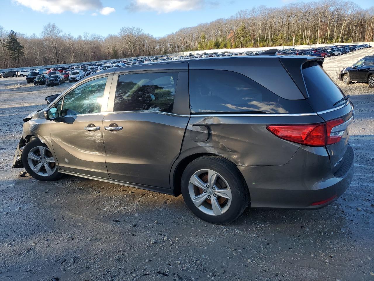2019 Honda Odyssey - Image 2