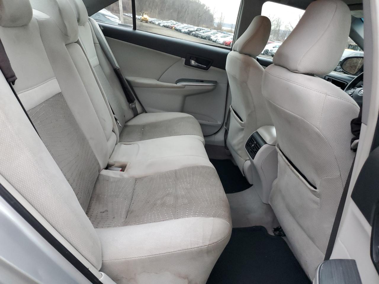 2012 Toyota Camry - Image 10