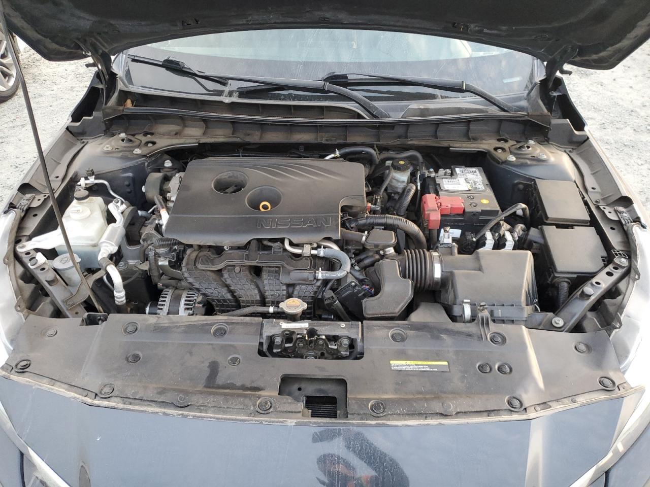 2020 Nissan Altima - Image 11