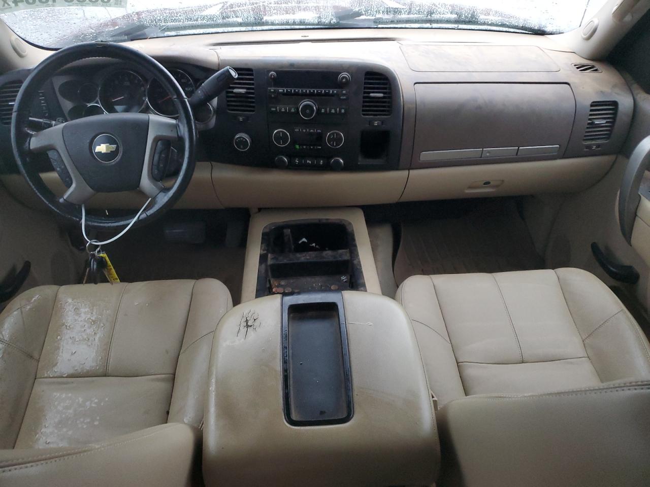 2013 Chevrolet Silverado - Image 8