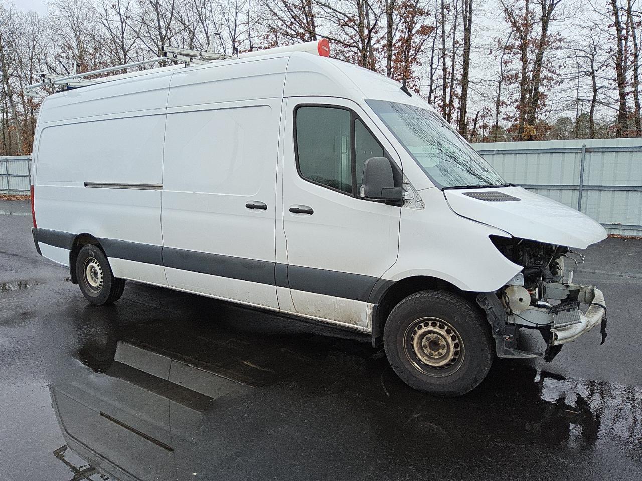 VIN W1Y40CHY4LT028220 2020 MERCEDES-BENZ SPRINTER no.4