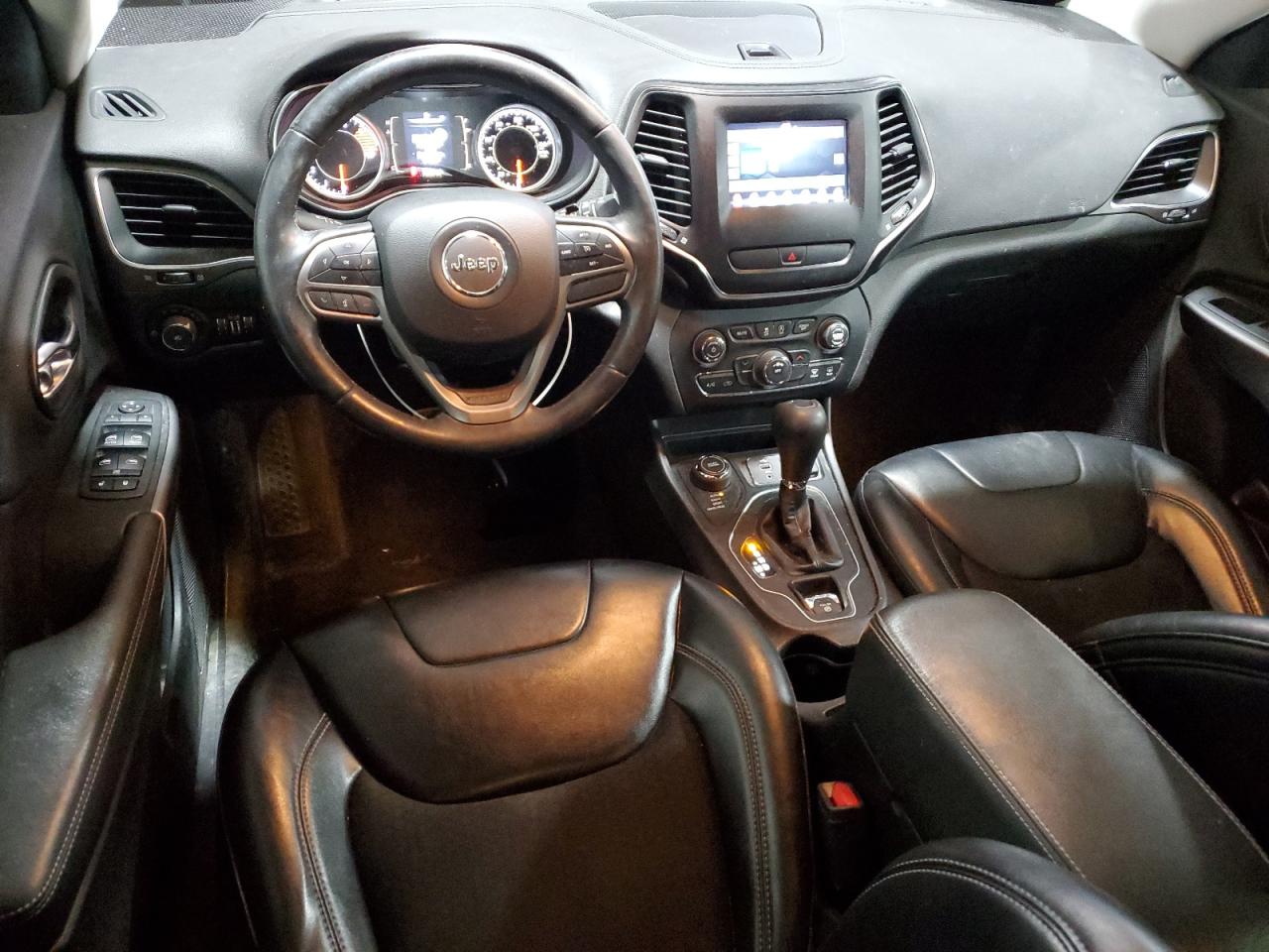 2019 Jeep Grand Cherokee - Image 8