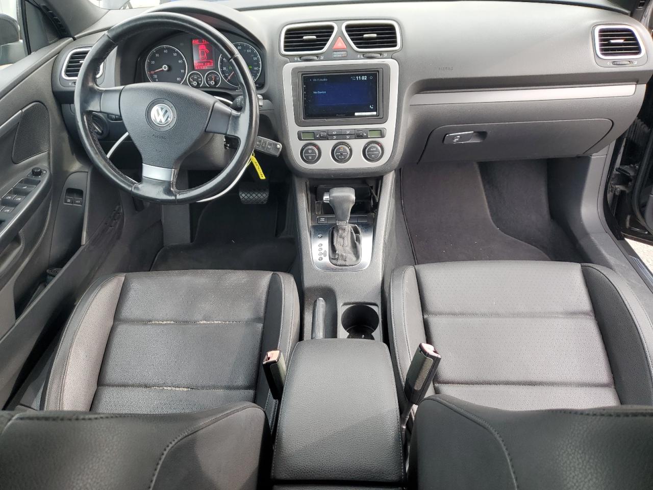 2009 Volkswagen Eos - Image 8