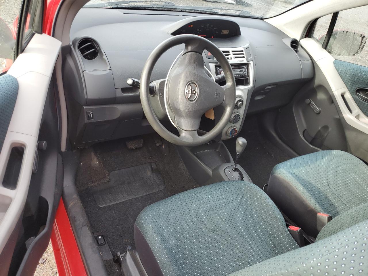 2008 Toyota Yaris VIN: JTDJT923185172205 Lot: 86924414