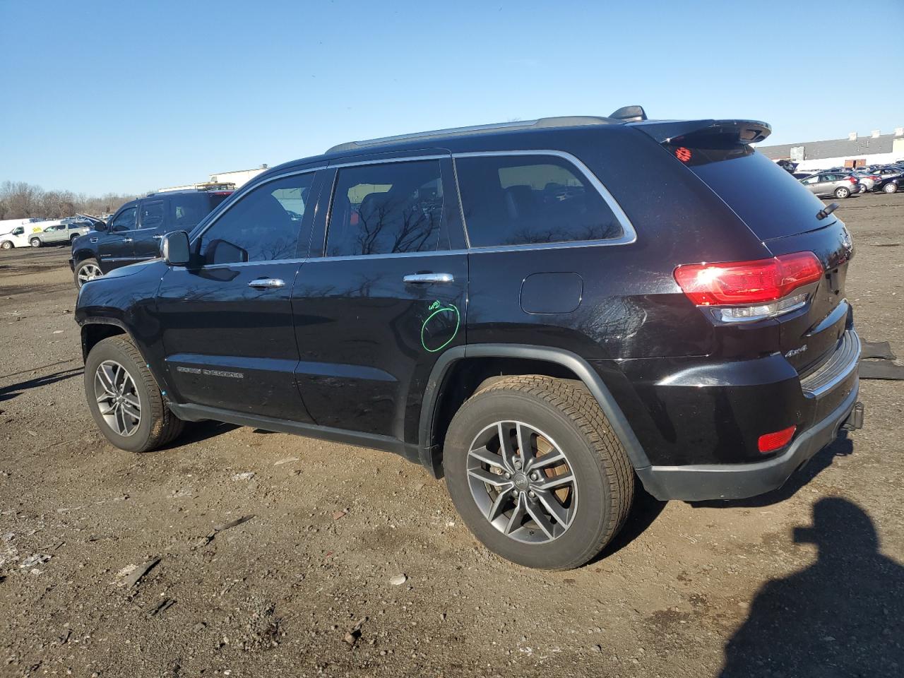 2017 Jeep Grand Cherokee - Image 2