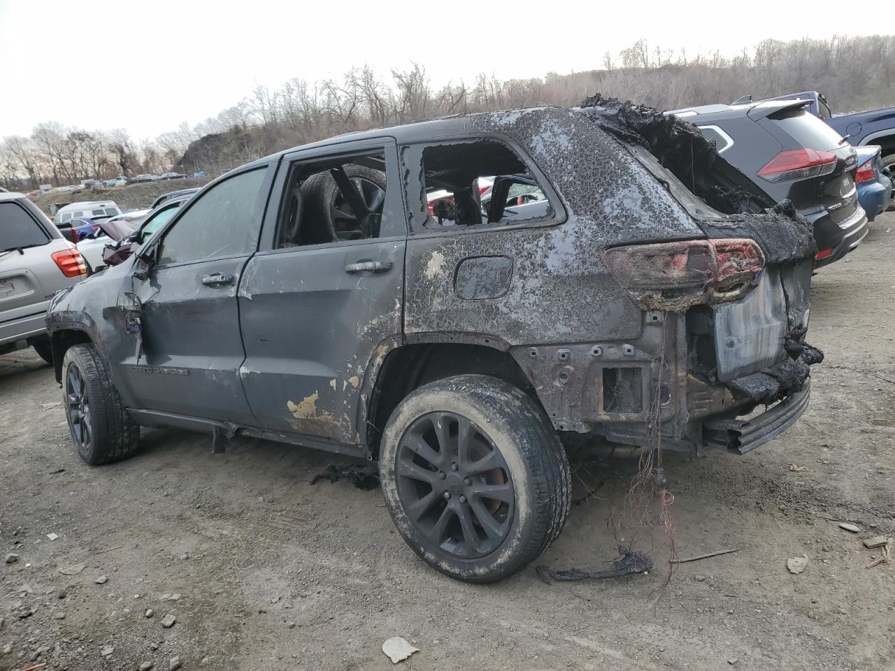 2020 Jeep Grand Cherokee - Image 2