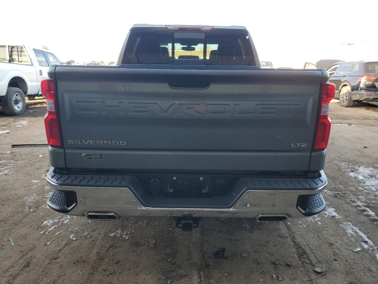2021 Chevrolet Silverado - Image 6