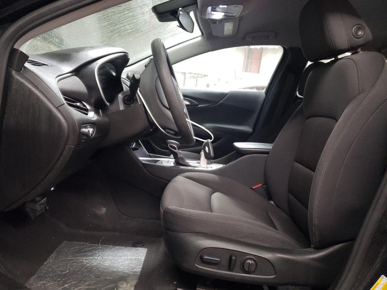 2023 Chevrolet Malibu - Image 7