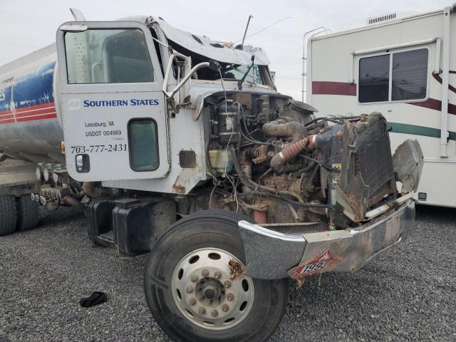2006 PETERBILT 335 