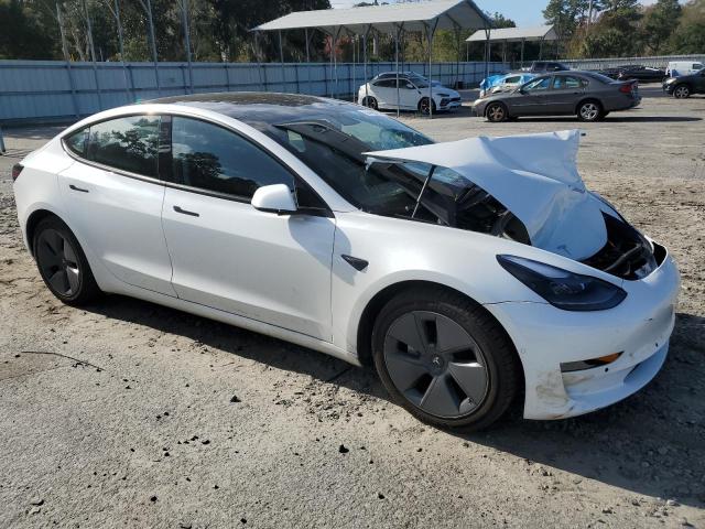  TESLA MODEL 3 2022 Белы