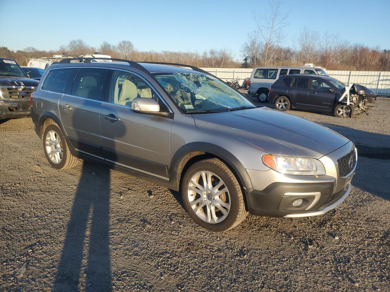 2016 Volvo XC70 - Image 4