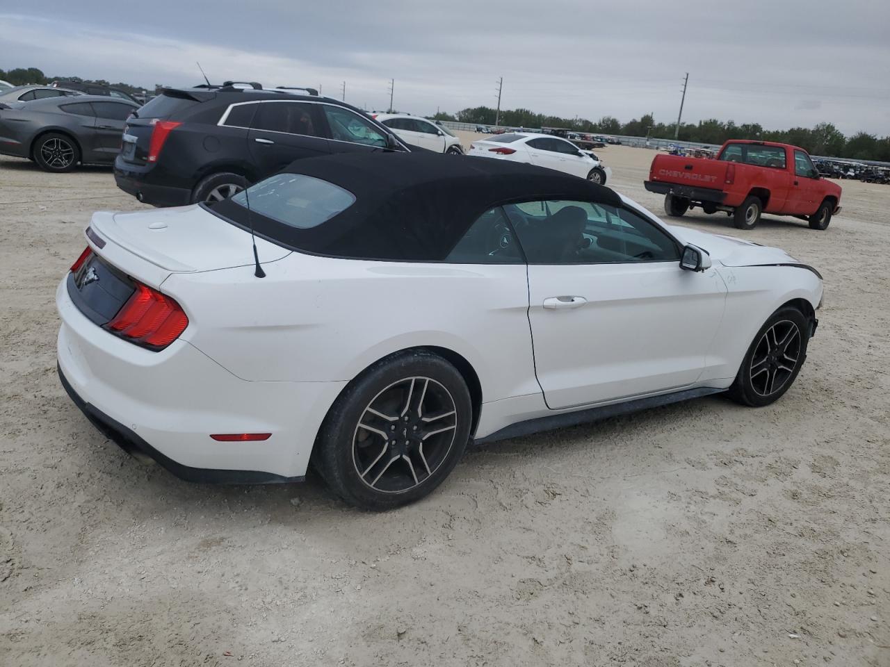 2020 Ford Mustang - Image 3