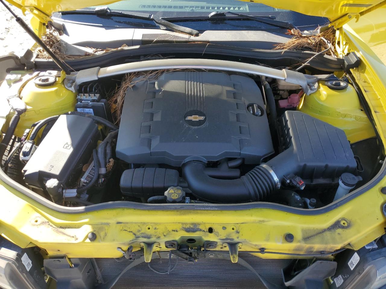 2015 Chevrolet Camaro - Image 11