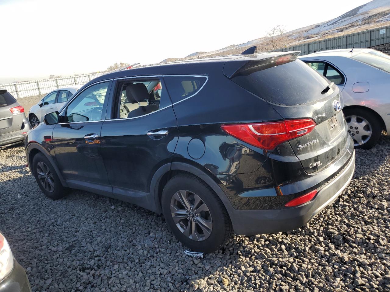 2014 Hyundai Santa Fe - Image 2