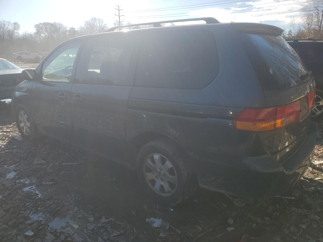 2004 Honda Odyssey - Image 2