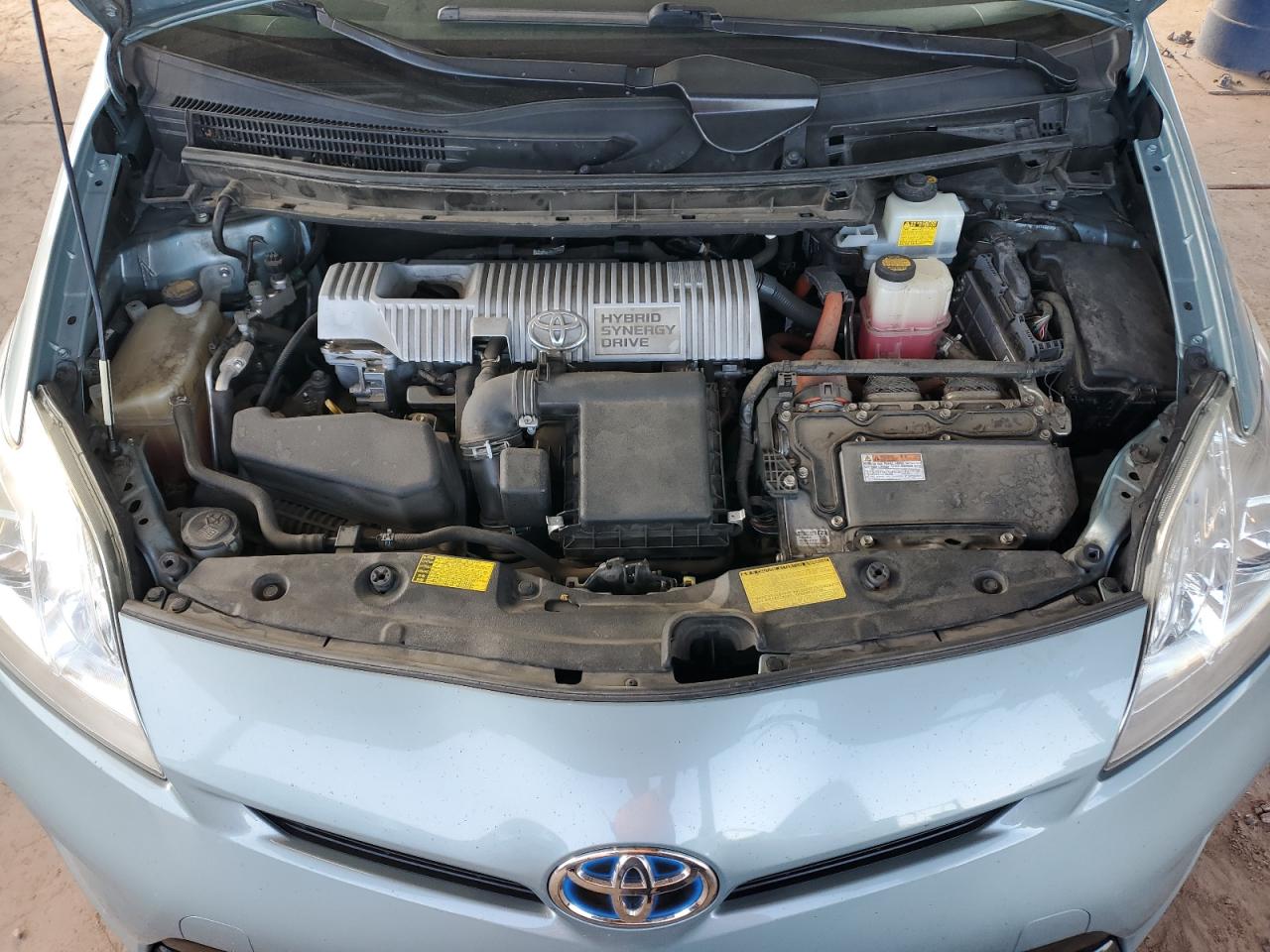 2014 Toyota Prius - Image 12