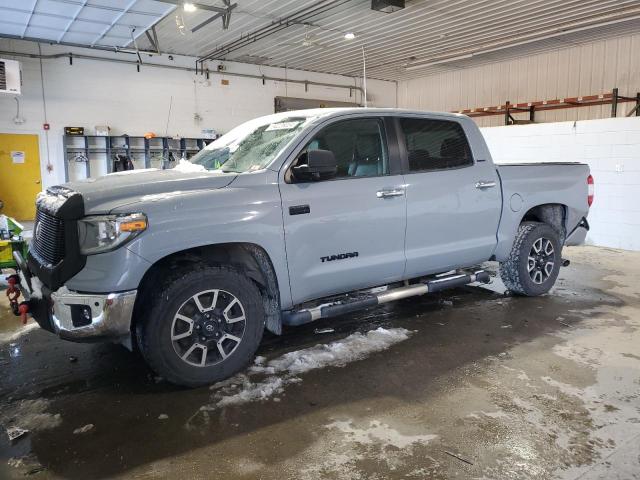  TOYOTA TUNDRA 2018 Серый