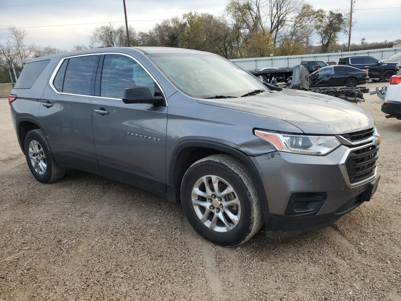 2019 Chevrolet Traverse - Image 4