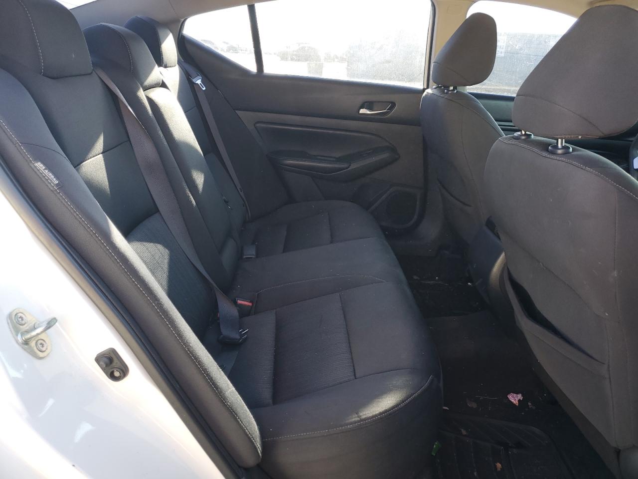 2019 Nissan Altima - Image 10