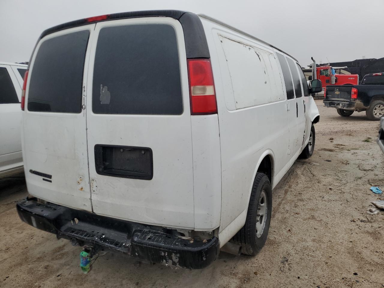 VIN 1GCZGUBA1D1184574 2013 CHEVROLET EXPRESS no.3