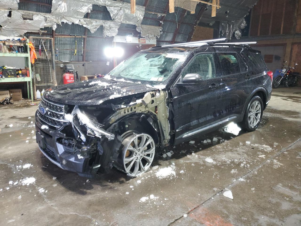 2022 Ford Explorer - Image 1