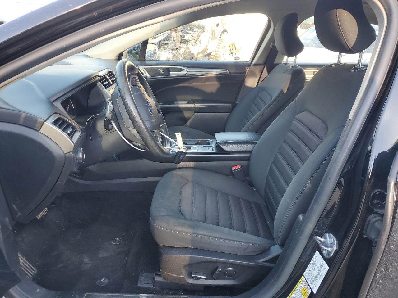 2018 Ford Fusion Se VIN: 3FA6P0HD9JR256173 Lot: 83294374