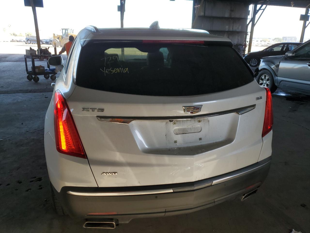 VIN 1GYKNDRS6HZ286525 2017 CADILLAC XT5 no.6