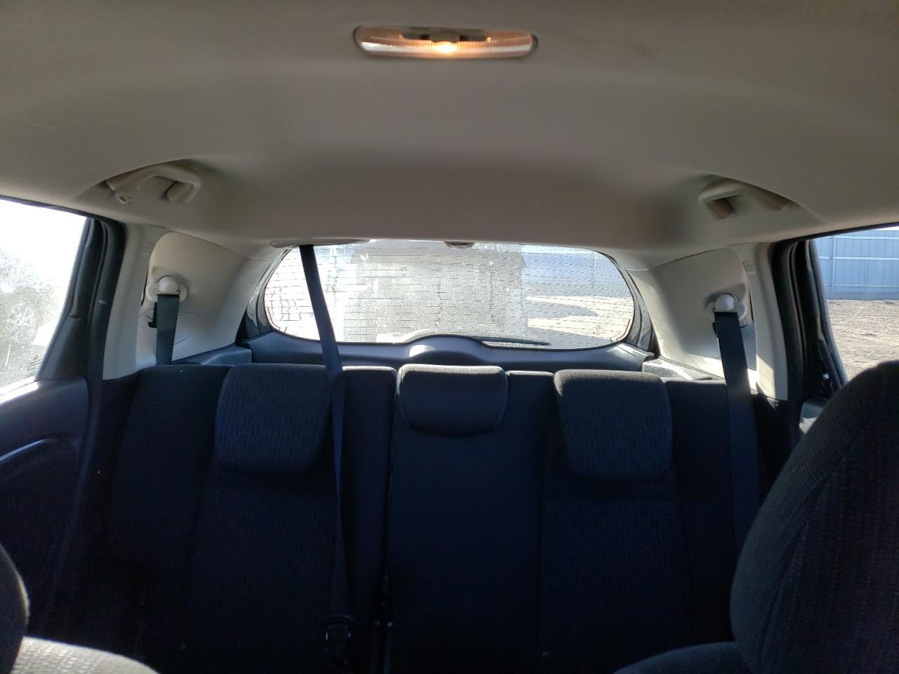 2015 Honda Fit - Image 10