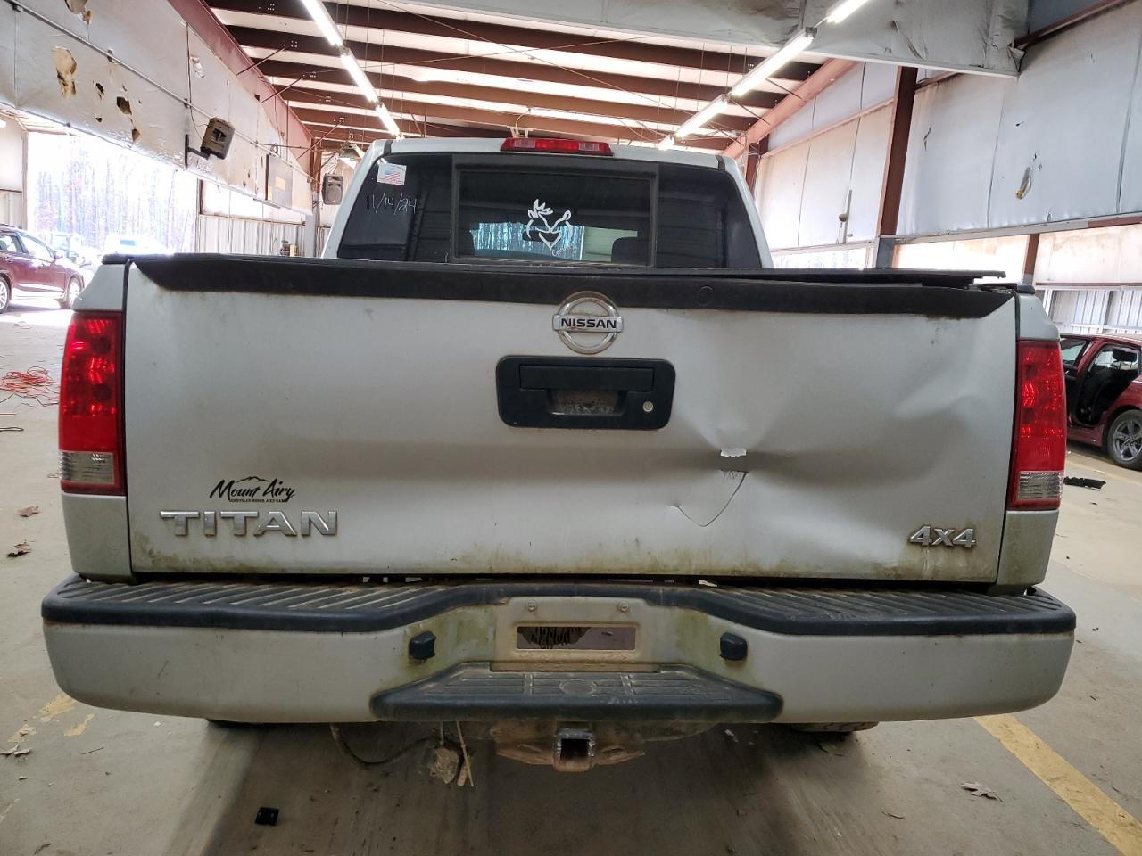 2014 Nissan Titan - Image 6