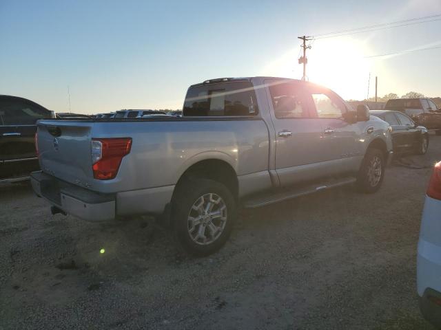 Pickups NISSAN TITAN 2016 Silver
