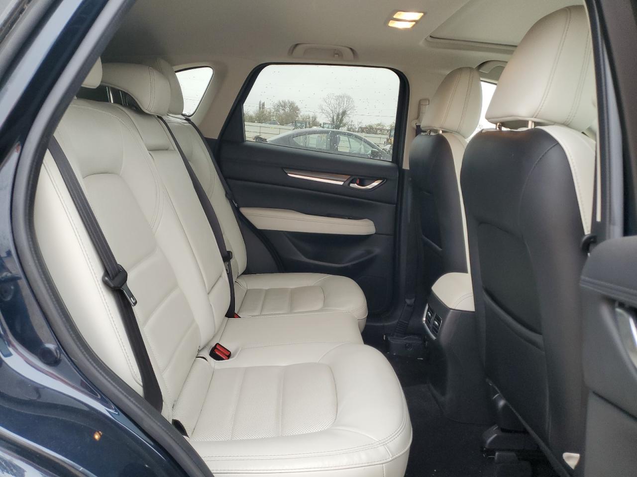 2021 Mazda CX-5 - Image 11