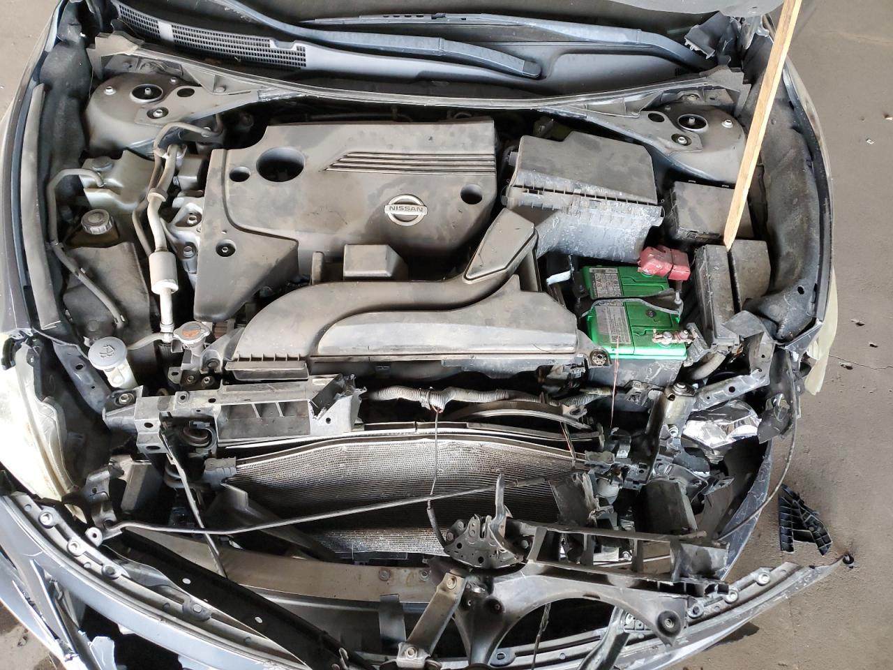 2015 Nissan Altima - Image 12