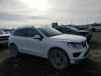 2016 Volkswagen Touareg Sport zu verkaufen in Des Moines, IA - Front End