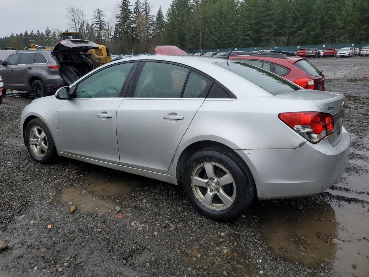 2013 Chevrolet Cruze - Image 2