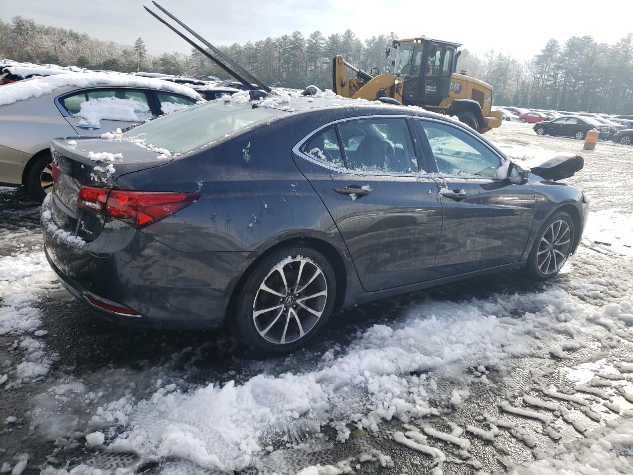 VIN 19UUB3F56FA008155 2015 ACURA TLX no.3