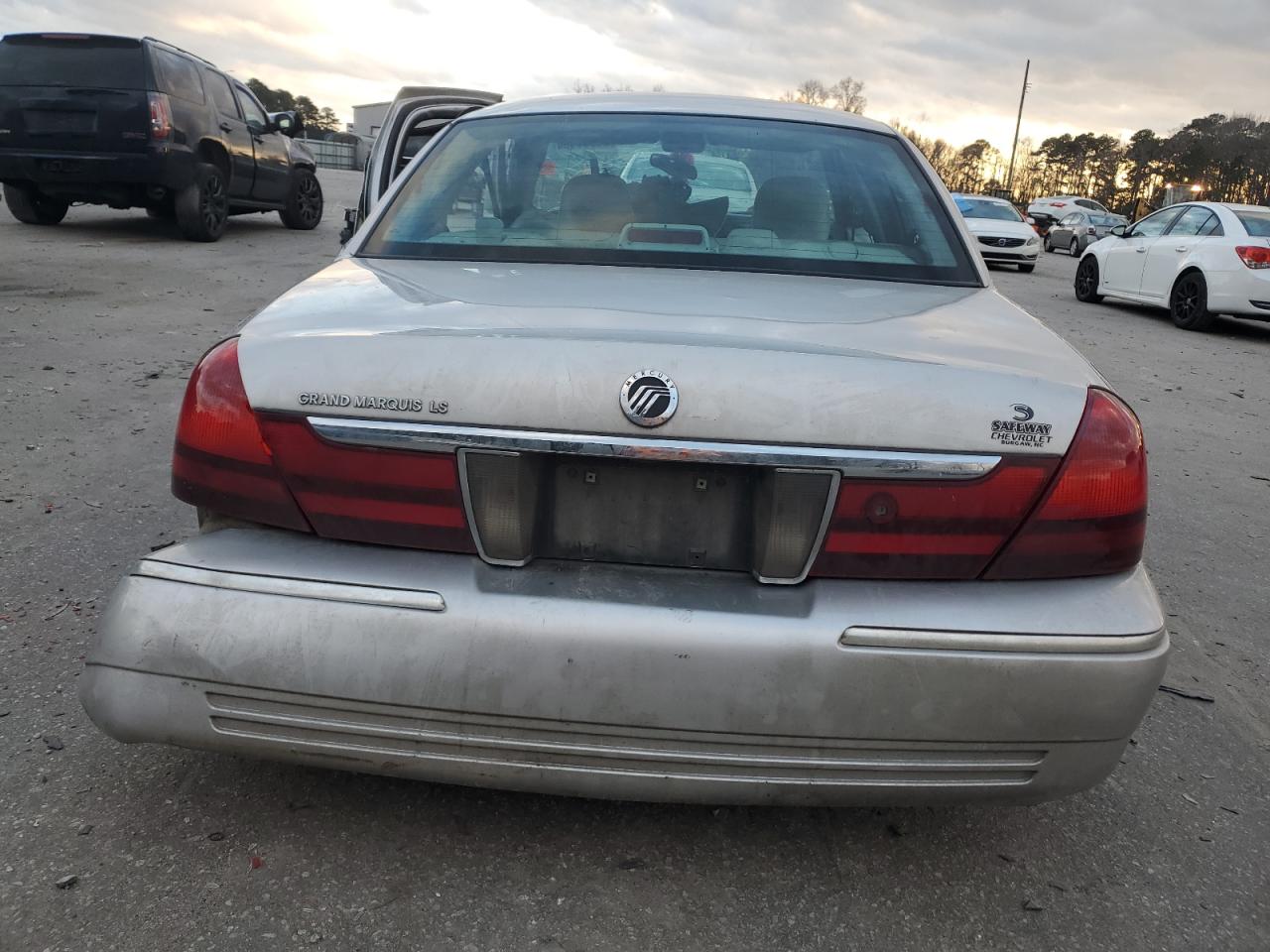 2003 Mercury Grand Marquis - Image 6