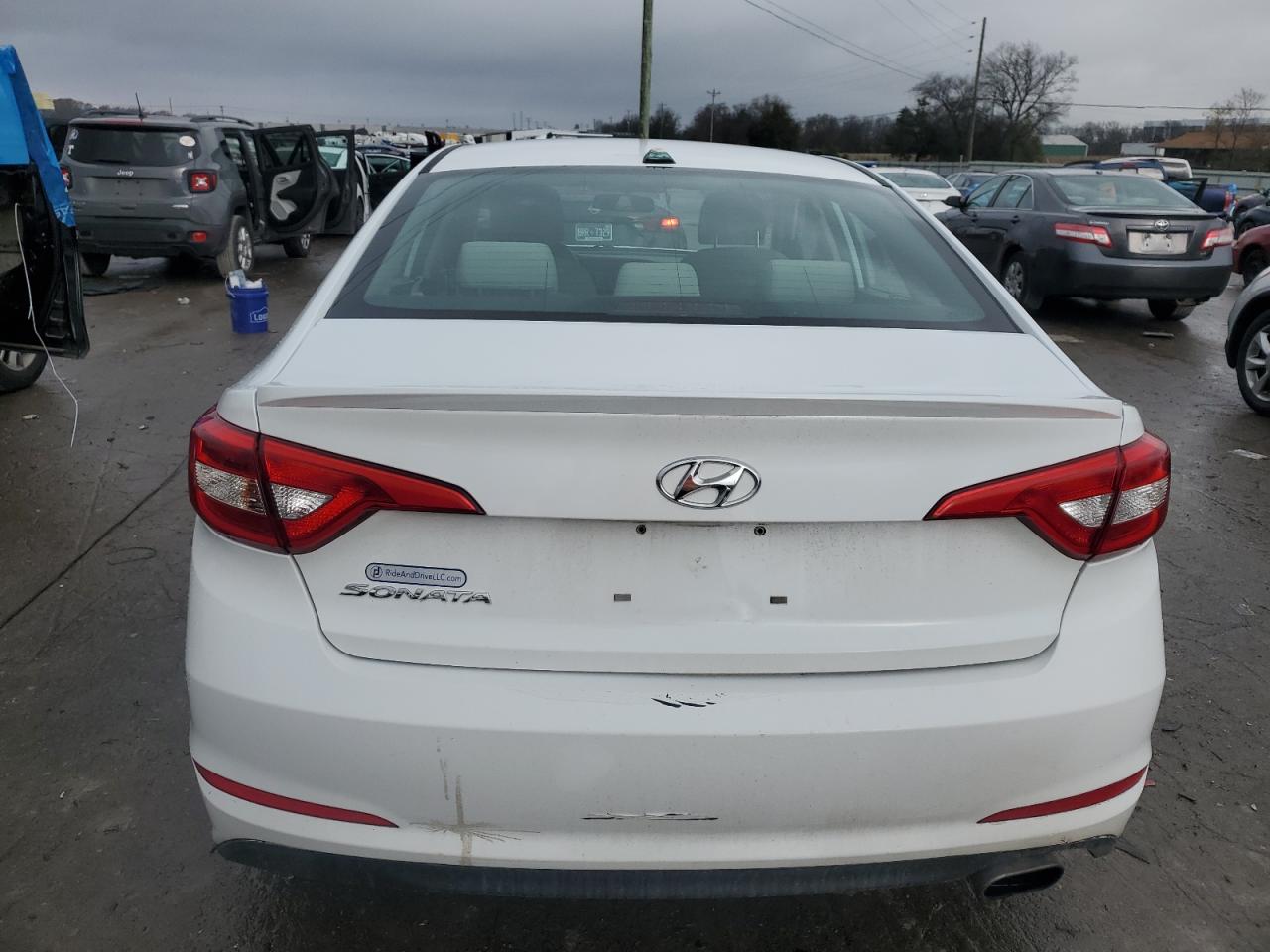 2017 Hyundai Sonata - Image 6