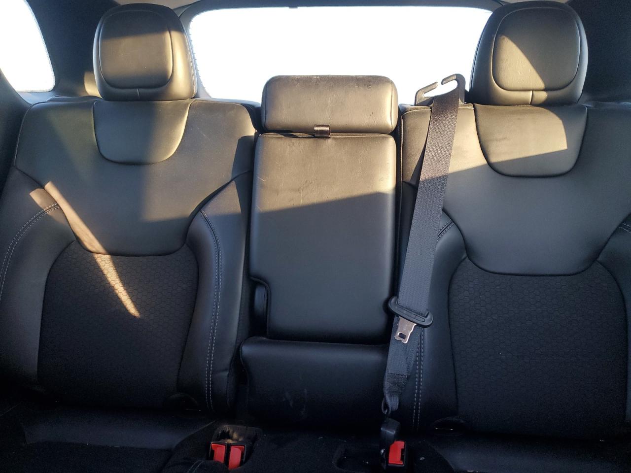 2021 Jeep Grand Cherokee - Image 10