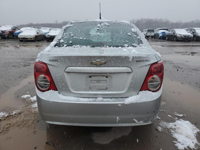  CHEVROLET SONIC 2012 Srebrny