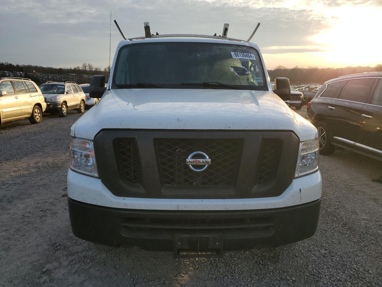 VIN 1N6BF0KY8JN817700 2018 NISSAN NV no.5