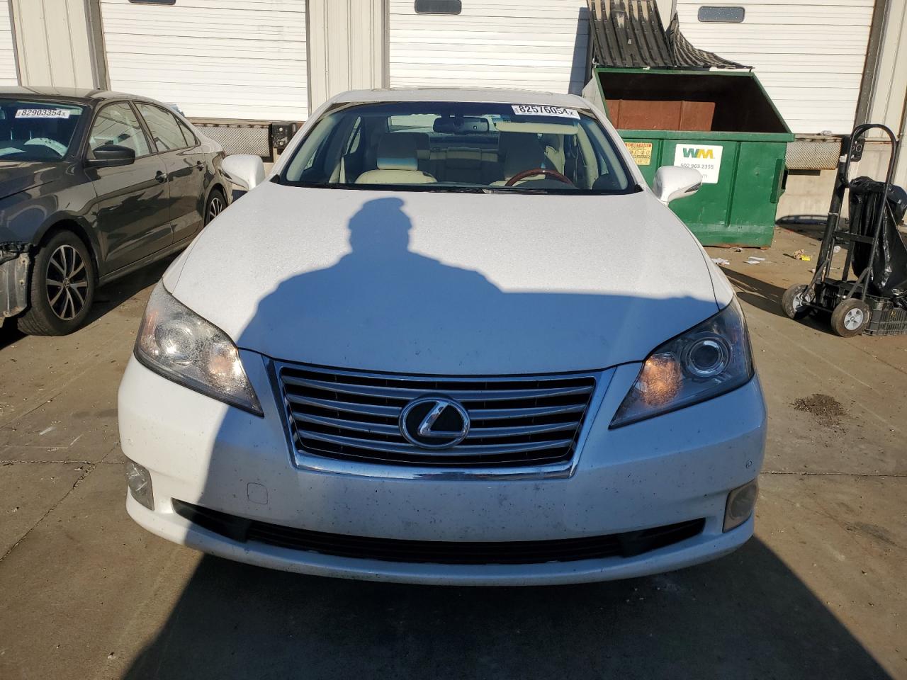 2011 Lexus ES - Image 5