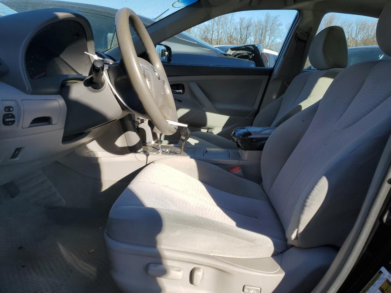 2011 Toyota Camry - Image 7