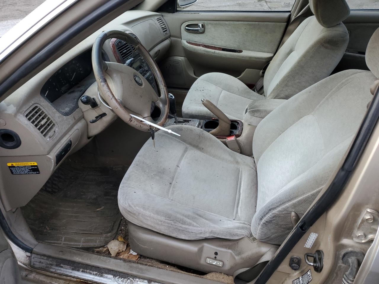 2004 Kia Optima - Image 7
