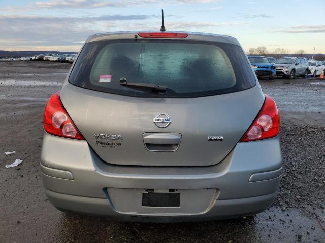  NISSAN VERSA 2012 Сріблястий