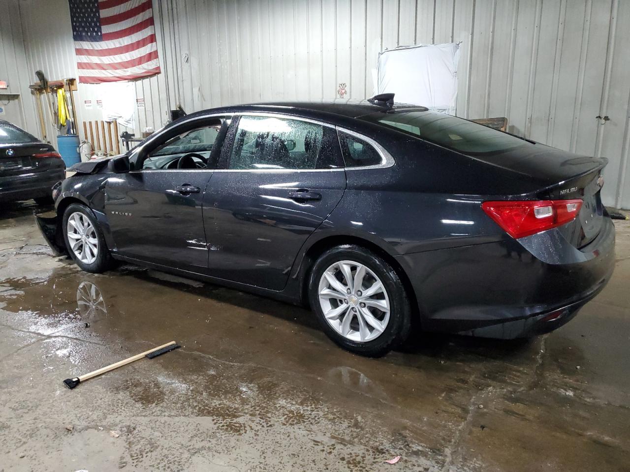 2023 Chevrolet Malibu - Image 2