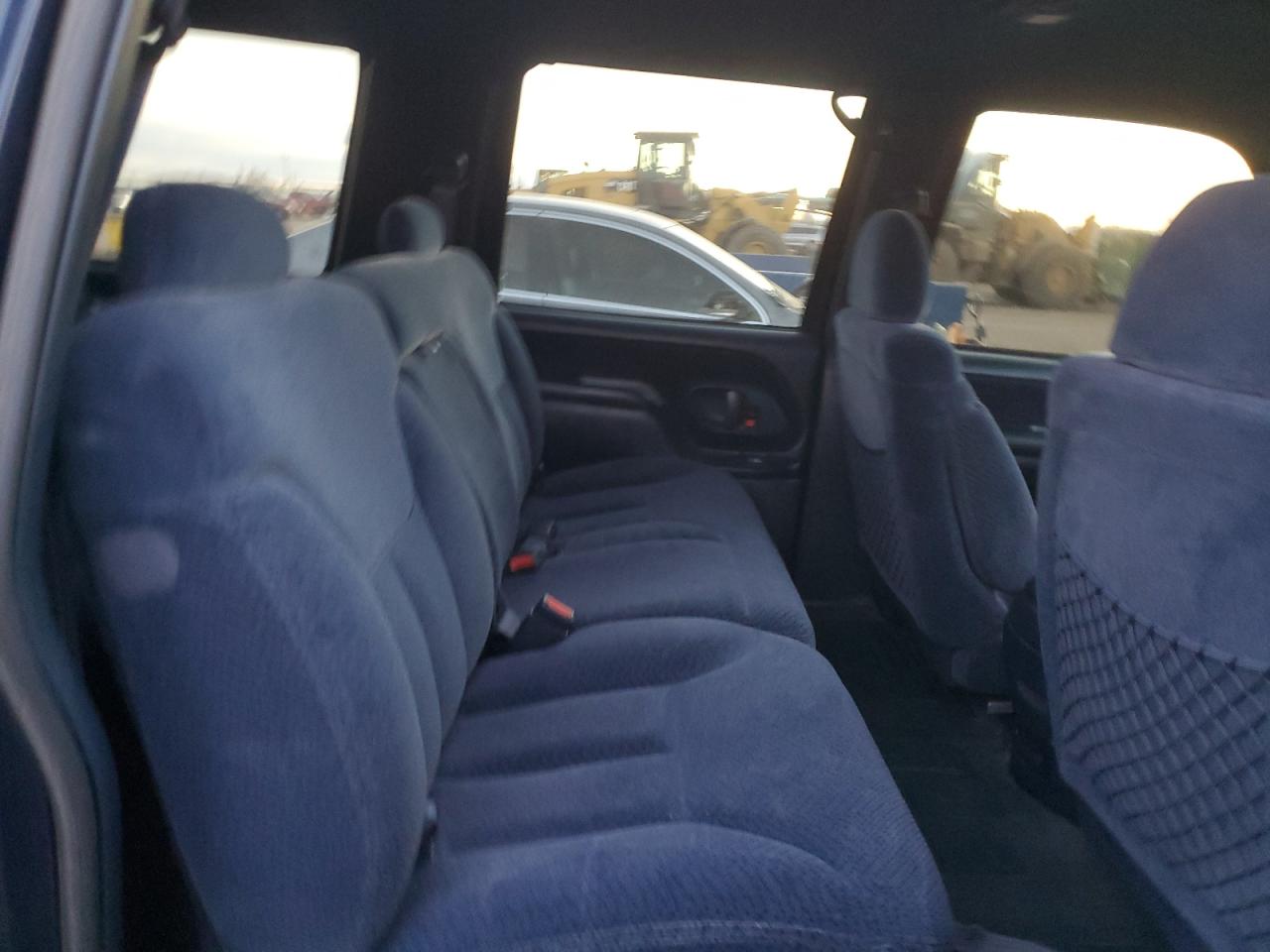 1998 Chevrolet Suburban C1500 VIN: 1GNEC16R5WJ304914 Lot: 86643614