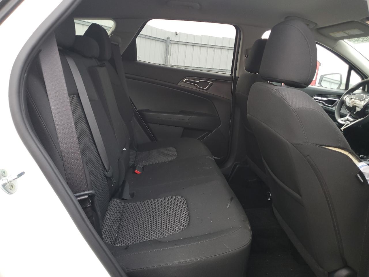 2023 Kia Sportage - Image 11
