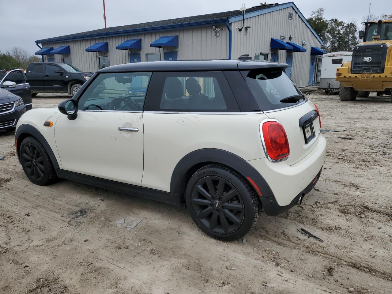 VIN WMWXP5C52J3C65579 2018 MINI COOPER no.2