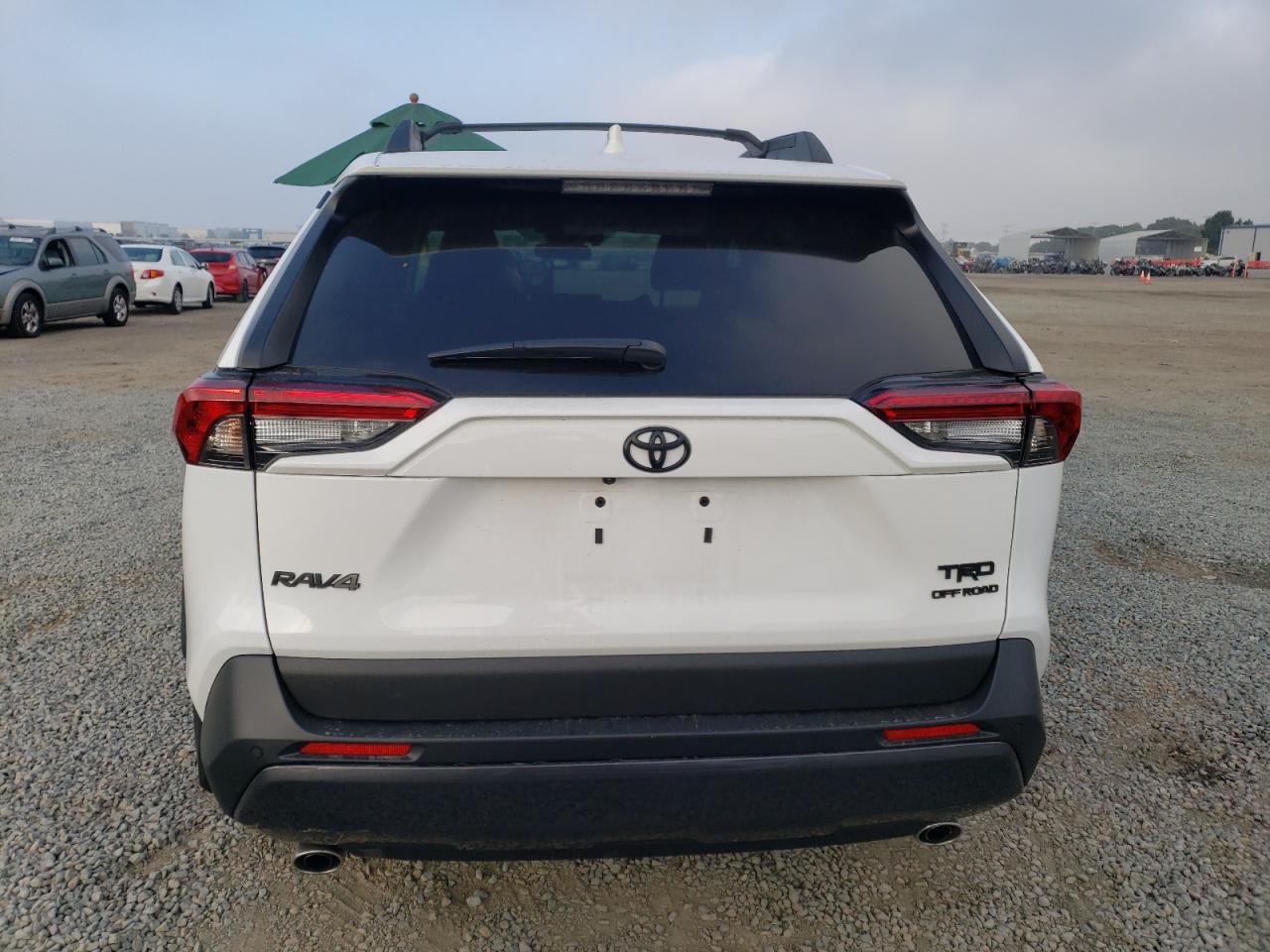 2024 Toyota RAV 4 - Image 6