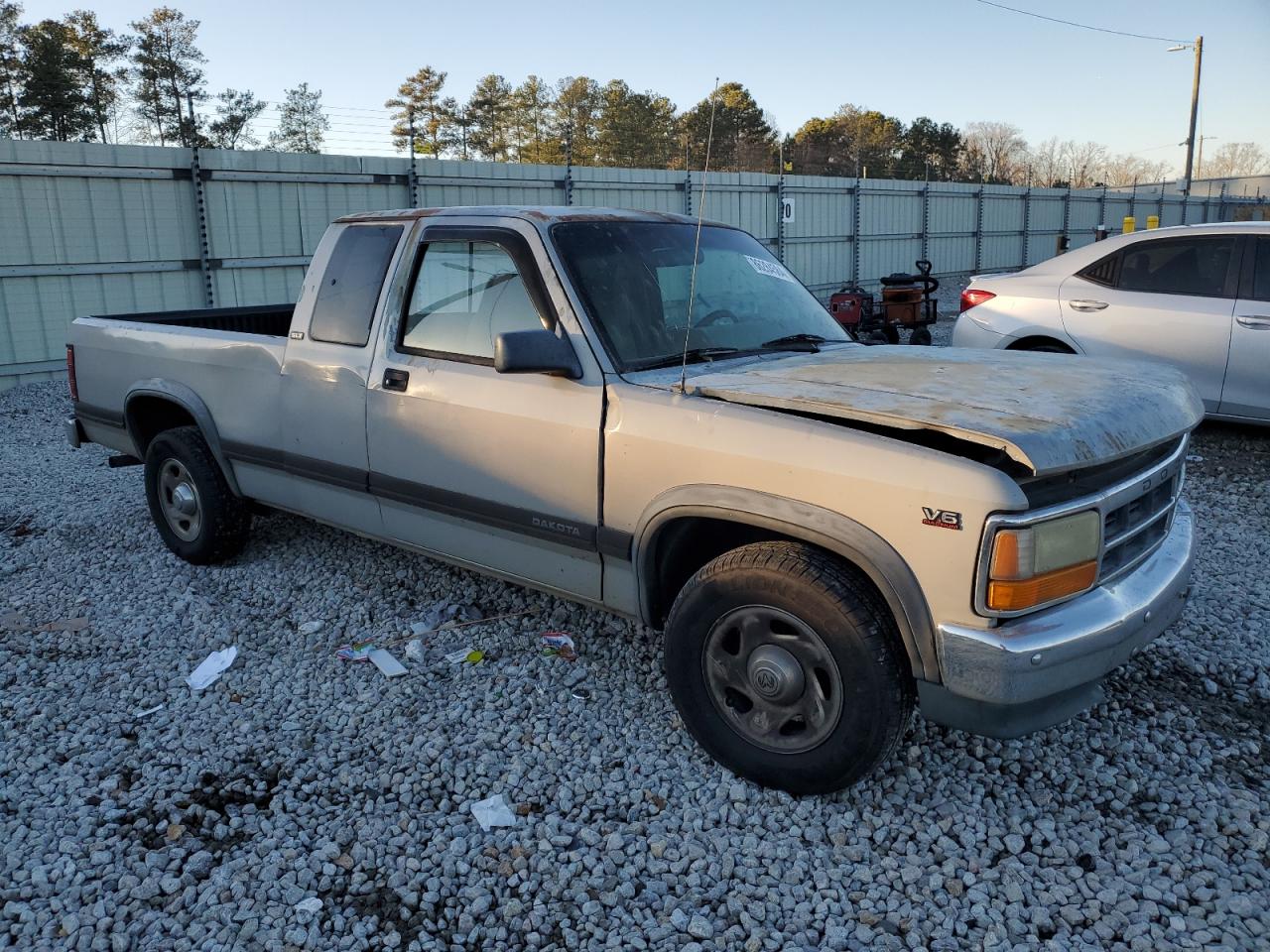 1995 Dodge Dakota - Image 4